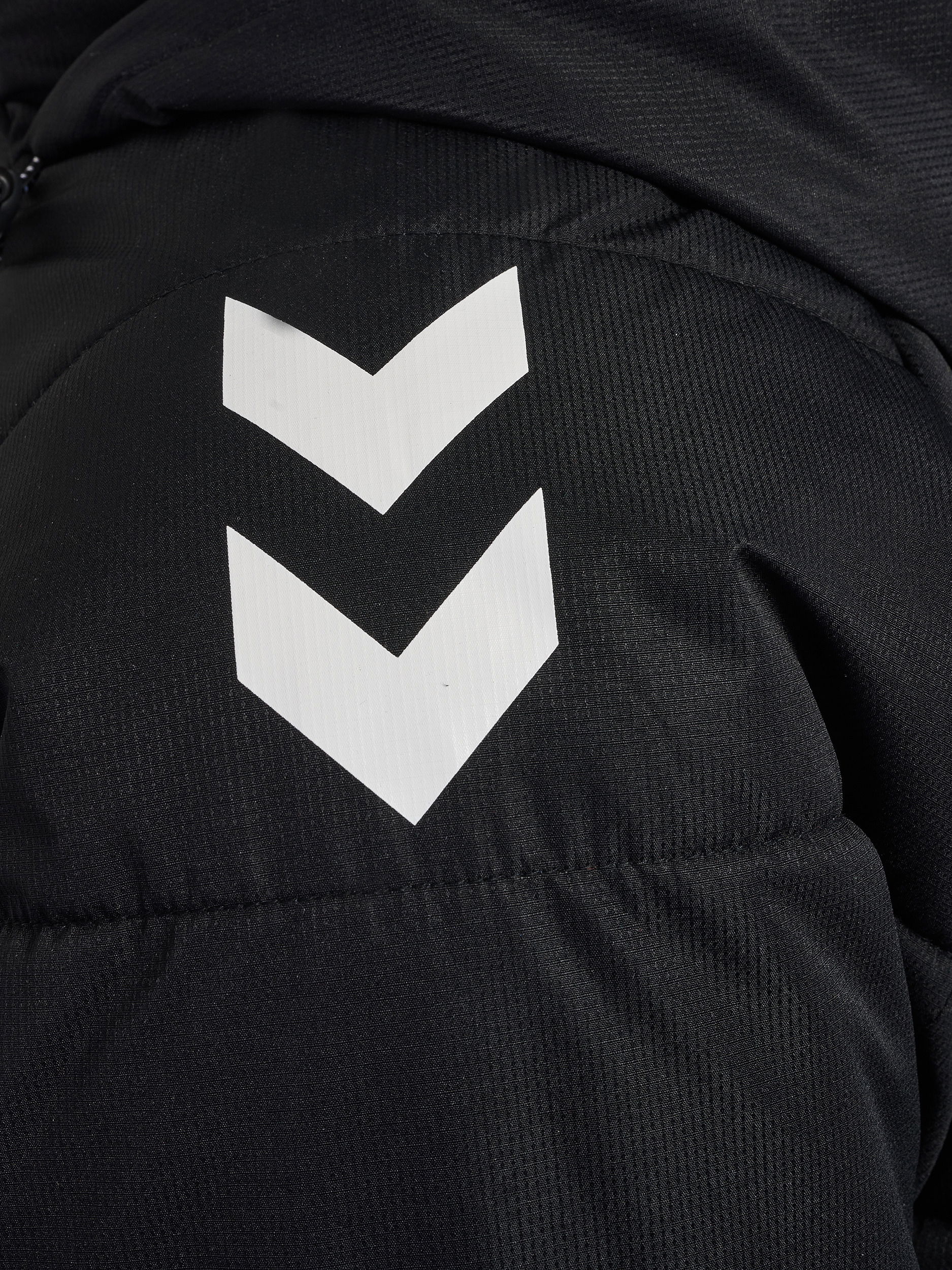 hmlLEAD 2.0 BENCH JACKET black XS